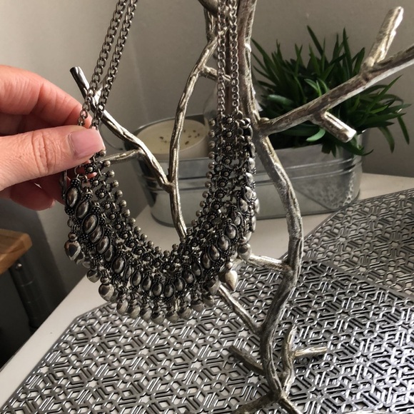 Silver dangly statement necklace - Picture 4 of 4